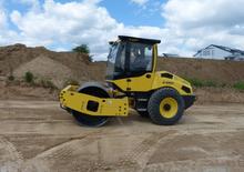 Compattatori stradali vibranti monotamburo Bomag BW 197 DH-5