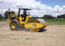Compattatori stradali vibranti monotamburo Bomag BW 212 D