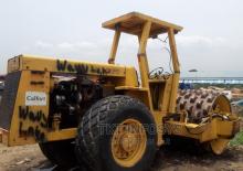 Compattatori stradali vibranti monotamburo Bomag BW 212 PD