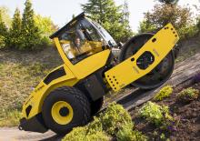 Compattatori stradali vibranti monotamburo Bomag BW 213 BVC-5