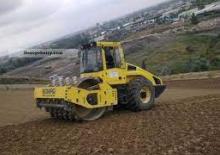 Compattatori stradali vibranti monotamburo Bomag BW 214 PDHC-4