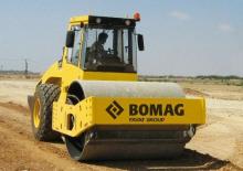 Compattatori stradali vibranti monotamburo Bomag BW 219 D-4