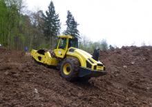 Compattatori stradali vibranti monotamburo Bomag BW 219 PD-4