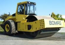 Compattatori stradali vibranti monotamburo Bomag BW 226 PDH-4