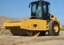 Compattatori stradali vibranti monotamburo Caterpillar CS76XT