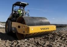 Compattatori stradali vibranti monotamburo Volvo SD115