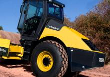 Compattatori stradali vibranti monotamburo Volvo SD122F