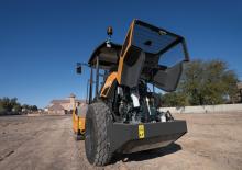 Compattatori stradali vibranti monotamburo Case SV207E