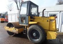 Compattatori stradali vibranti monotamburo Vibromax W 602 PD