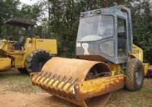 Compattatori stradali vibranti monotamburo Vibromax W 605 D