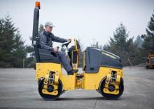 Compattatori stradali vibranti tandem Bomag BW 100 ADM-5
