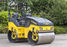 Compattatori stradali vibranti tandem Bomag BW 138 AD-5