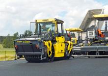 Compattatori stradali vibranti tandem Bomag BW 174 APO 4f