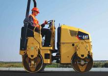 Compattatori stradali vibranti tandem Caterpillar CB14