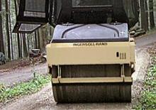 Compattatori stradali vibranti tandem IR-ABG DD 74