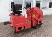 Compattatori stradali vibranti tandem Vibromax W 102*