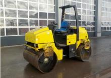Compattatori stradali vibranti tandem JCB-Vibromax W 365*