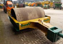 Compattatori stradali vibranti trainati Vibromax W 501