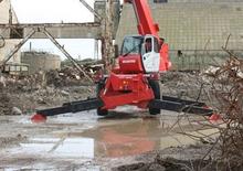 Sollevatori telescopici con torretta girevole Manitou MRT 3050 Privilege