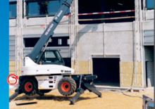 Sollevatori telescopici con torretta girevole Bobcat TD 40150