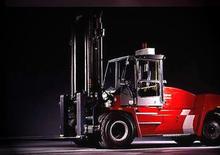 Carrelli elevatori frontali diesel Kalmar DCE 150-12