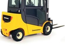 Carrelli elevatori frontali diesel Jungheinrich DFG 316