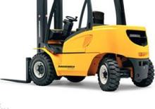 Carrelli elevatori frontali diesel Jungheinrich DFG 550