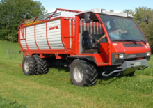 Veicoli comunali multiuso diesel Aebi TP 48