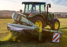 Falciatrici a dischi disco con condizionatore John Deere 328A