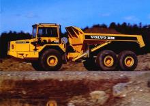 Dumperini articolati Volvo A28 (6x6)