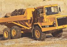 Dumperini articolati Caterpillar D250B
