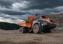 Dumperini articolati Develon DA45-7 4x4 
