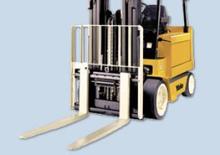 Carrelli elevatori frontali elettrici Yale ERC 45 HG