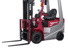 Carrelli elevatori frontali elettrici TCM FA 15 B-J Acroba