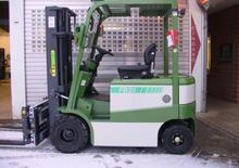 Carrelli elevatori frontali elettrici Artison FB 20