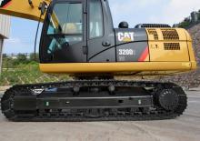 Escavatori cingolati Caterpillar 320D2 GC (Tier 3)