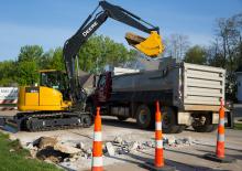 Escavatori cingolati John Deere Construction 85G