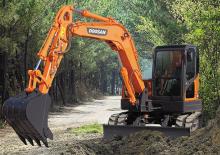 Escavatori cingolati Doosan DX 80 R