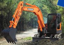 Escavatori cingolati Doosan DX 80 R