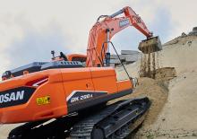 Escavatori cingolati Doosan DX200A