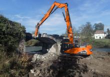 Escavatori cingolati Develon DX245DM-7