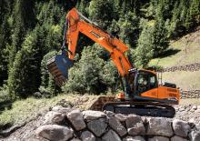 Escavatori cingolati Develon DX245NHD-7 