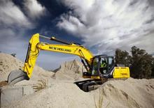 Escavatori cingolati New Holland E245C LC