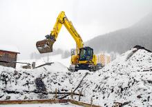 Escavatori cingolati New Holland E260C NR SLC