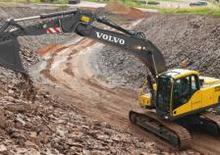 Escavatori cingolati Volvo EC235CNL