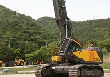 Escavatori cingolati Volvo EC750E HR