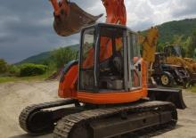 Escavatori cingolati Fiat-Hitachi EX 135 UR