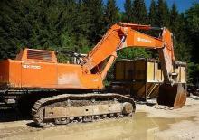 Escavatori cingolati Hitachi EX 700