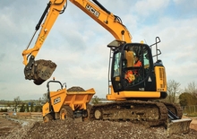 Escavatori cingolati JCB JZ 140 L HD