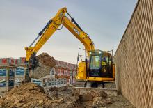 Escavatori cingolati JCB JZ 140 LC